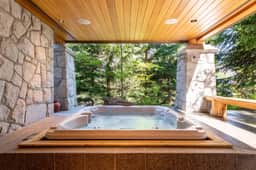 Summit Chalet - Image 3