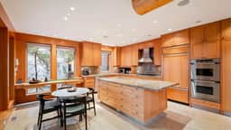 Summit Chalet - Image 5