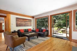 Peak View Chalet - Image 2