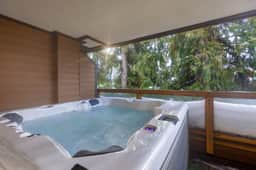 Hearthstone Lodge 2 - Image 2