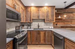 Hearthstone Lodge 2 - Image 3