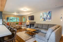 Chalet Whistler - Image 5