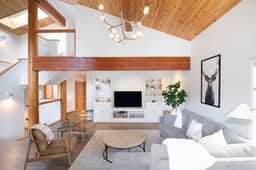 White Gold Chalet - Image 2