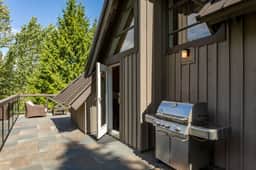 Prime Ski-In/Out Location w/ Hot Tub - Image 3