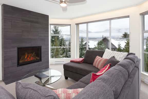 True Ski-In/Out, Modern 2BR unit, Pool & Hot Tub - Image 1