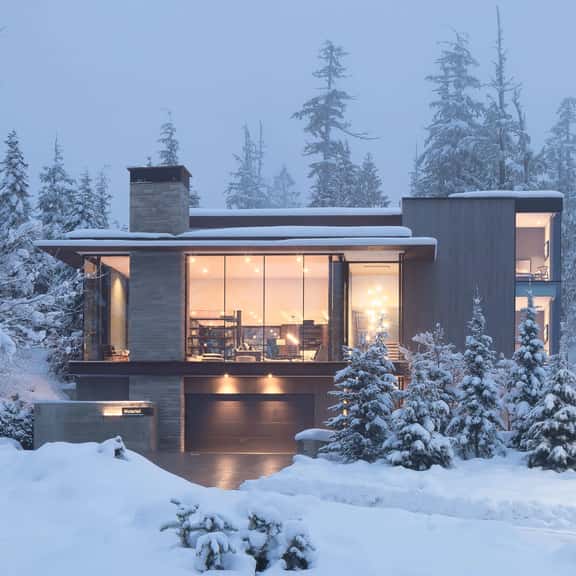 Kadenwood estate with heated pool & hot tub - Image 1