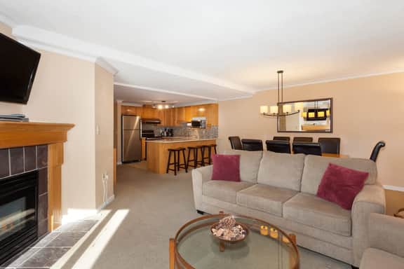 Woodrun Lodge 302 - Image 2