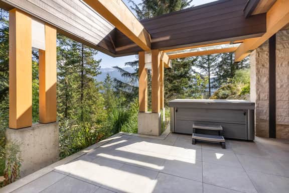 Falcon View Chalet - Image 5