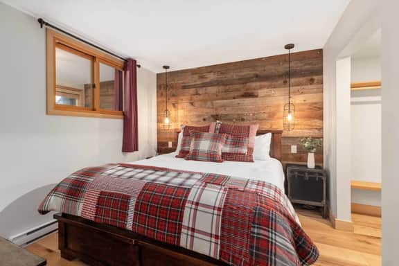 Hearthstone Lodge 2 - Image 4